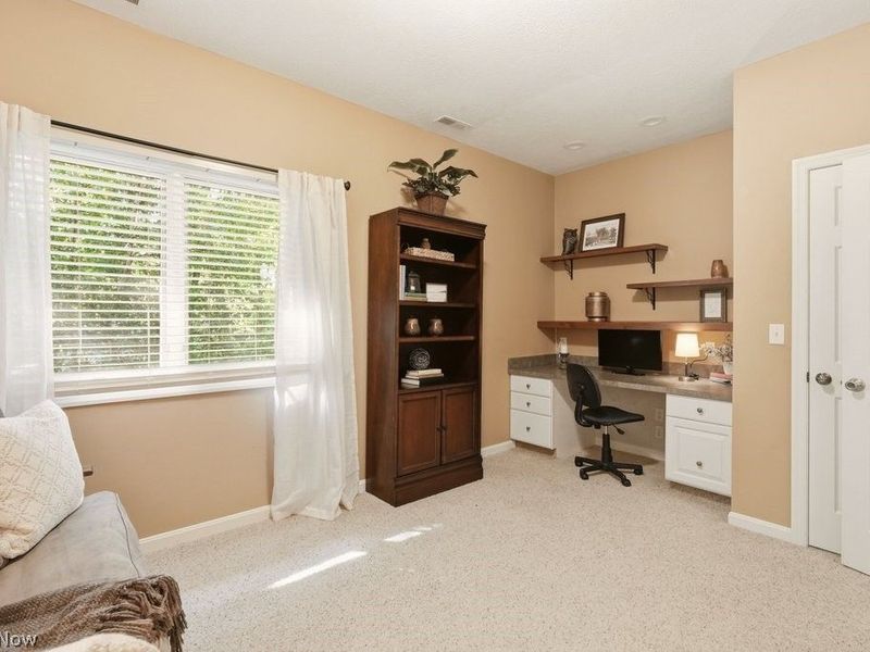 881 Gaylord Grove Road , Cuyahoga Falls, OH 44221 Photo 38