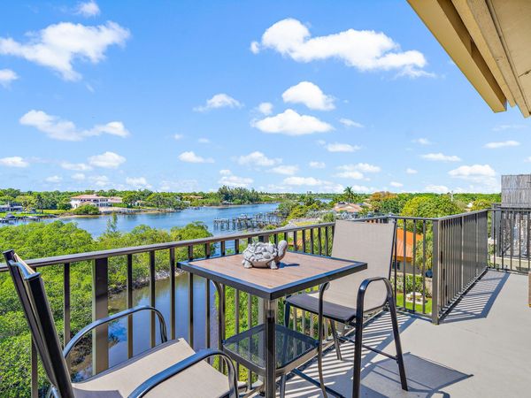 1701 Marina Isle Way, Unit 504, Jupiter, FL 33477