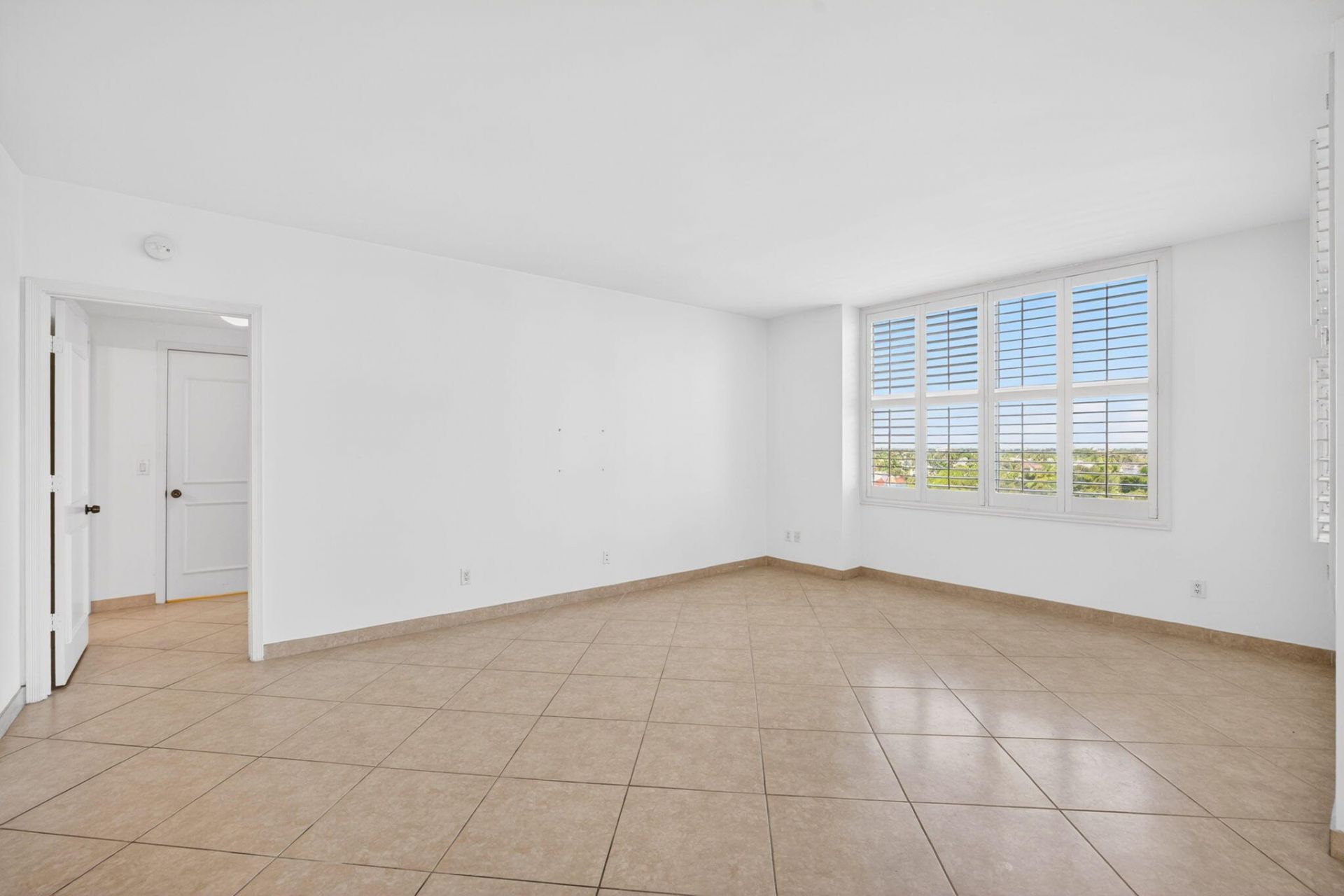 2100 N Ocean Boulevard, Unit 8b, Fort Lauderdale, FL 33305 Photo