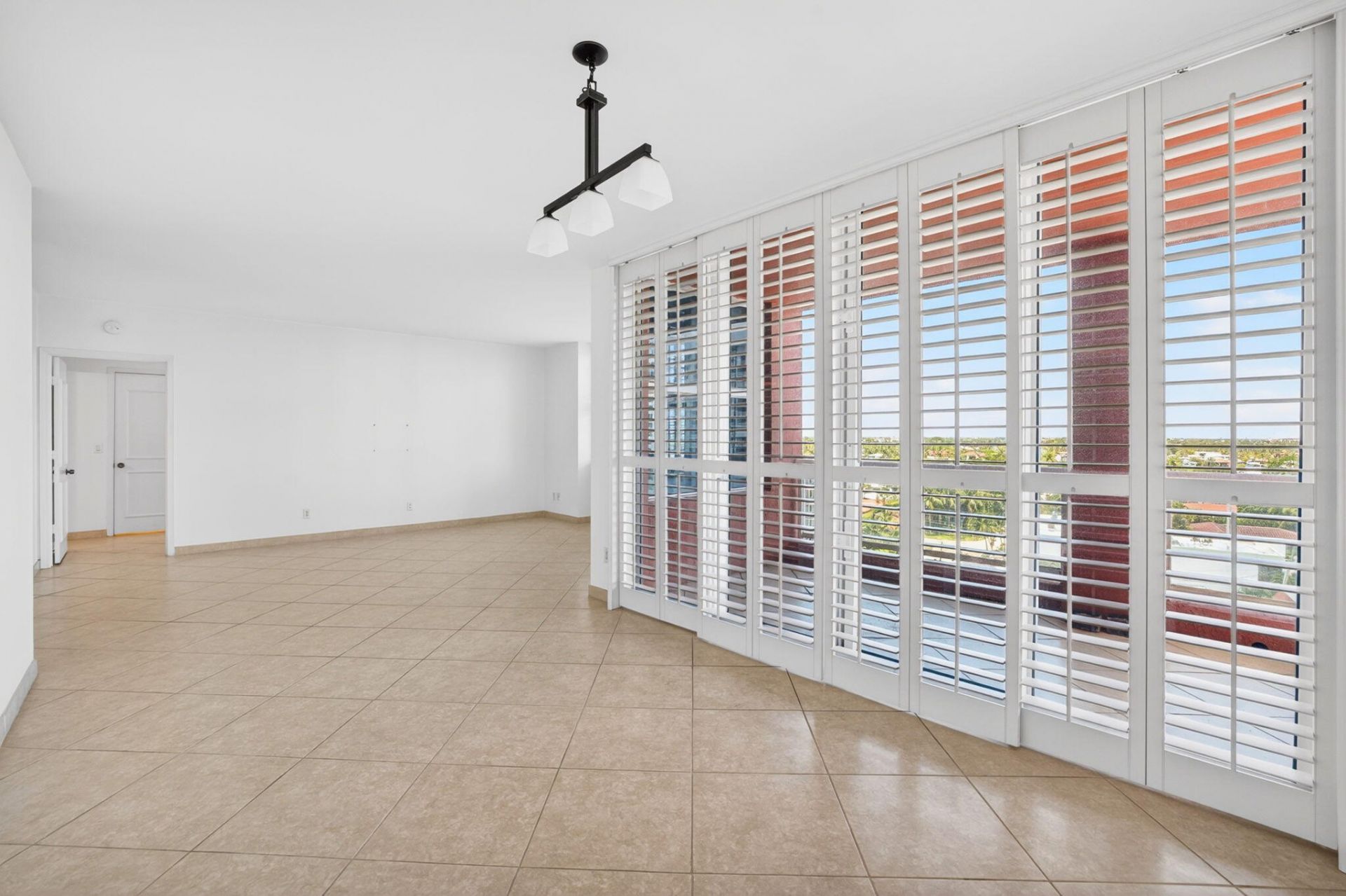 2100 N Ocean Boulevard, Unit 8b, Fort Lauderdale, FL 33305 Photo