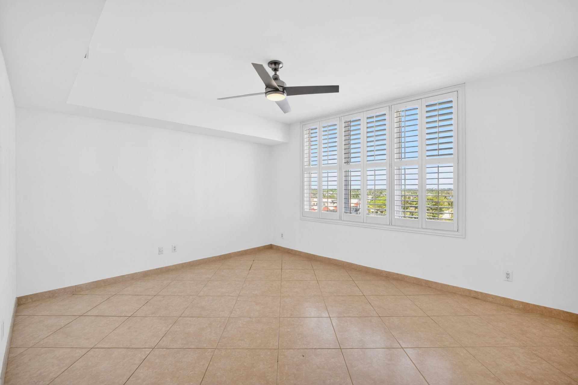 2100 N Ocean Boulevard, Unit 8b, Fort Lauderdale, FL 33305 Photo