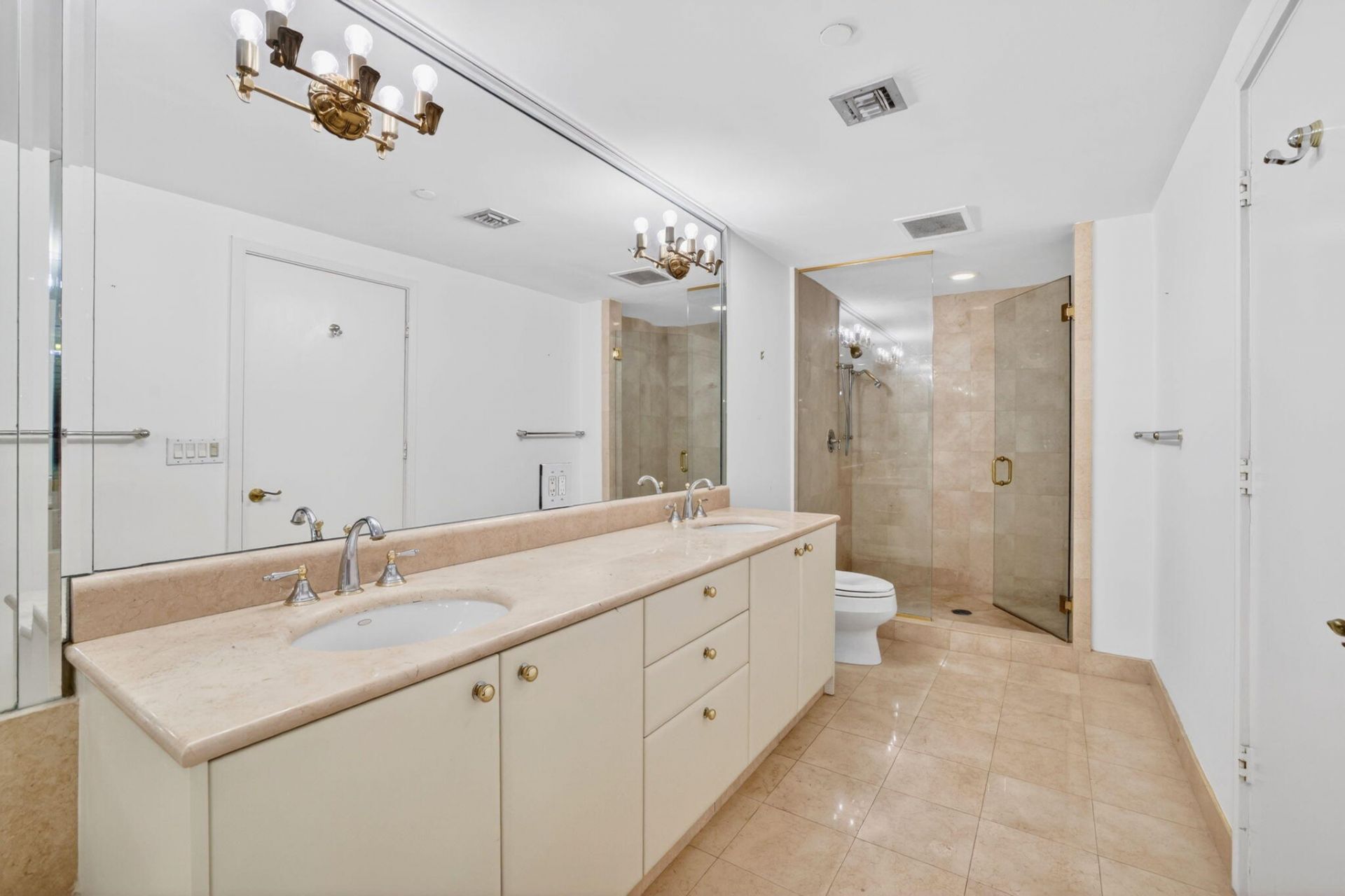 2100 N Ocean Boulevard, Unit 8b, Fort Lauderdale, FL 33305 Photo