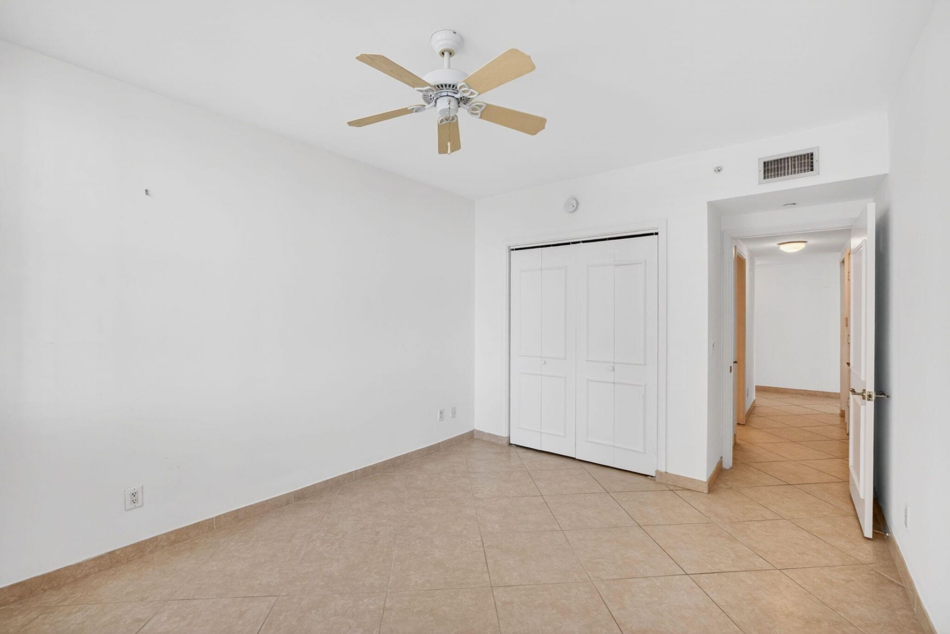 2100 N Ocean Boulevard, Unit 8b, Fort Lauderdale, FL 33305 Photo
