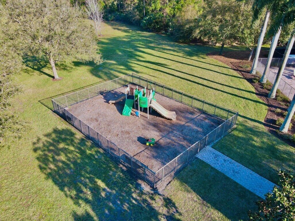 941 SW Sea Green Street, Palm City, FL 34990 Photo