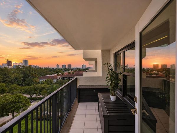3200 Port Royale Drive N, Unit 910, Fort Lauderdale, FL 33308