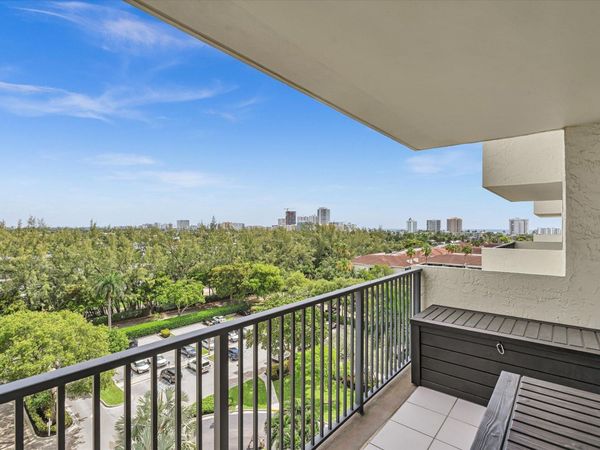 3200 N Port Royale Dr Drive N, Unit 910, Fort Lauderdale, FL 33308