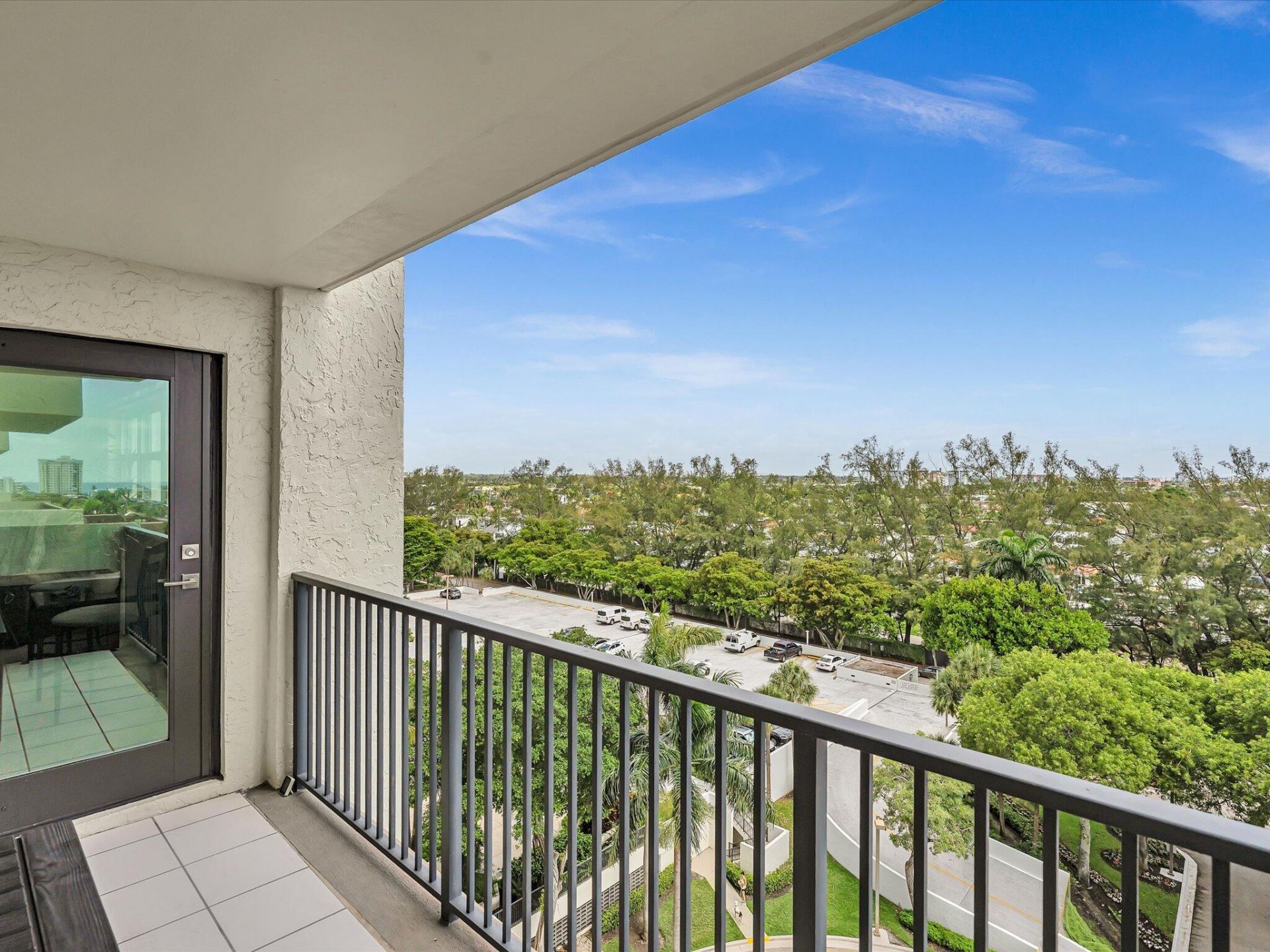 3200 N Port Royale Dr Drive N, Unit 910, Fort Lauderdale, FL 33308 Photo