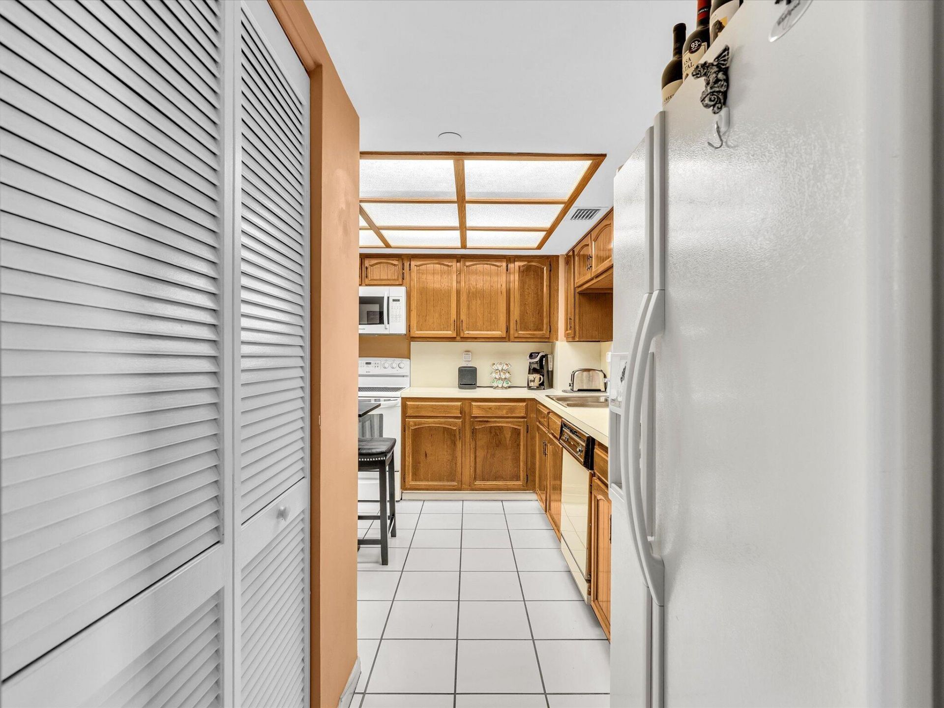 3200 N Port Royale Dr Drive N, Unit 910, Fort Lauderdale, FL 33308 Photo