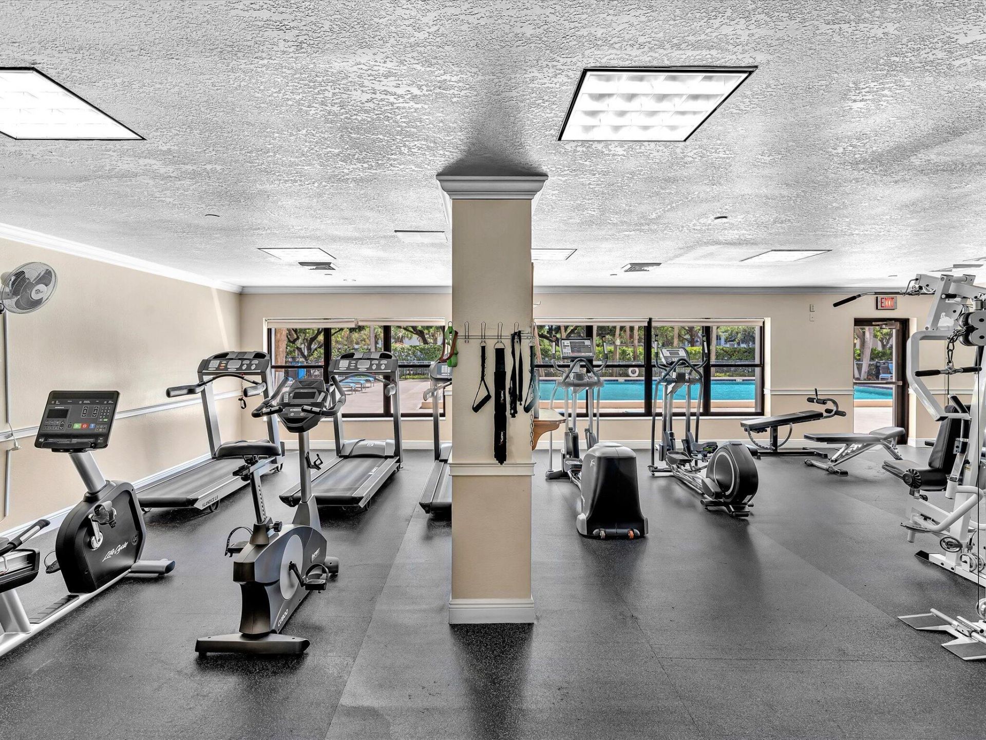 3200 N Port Royale Dr Drive N, Unit 910, Fort Lauderdale, FL 33308 Photo