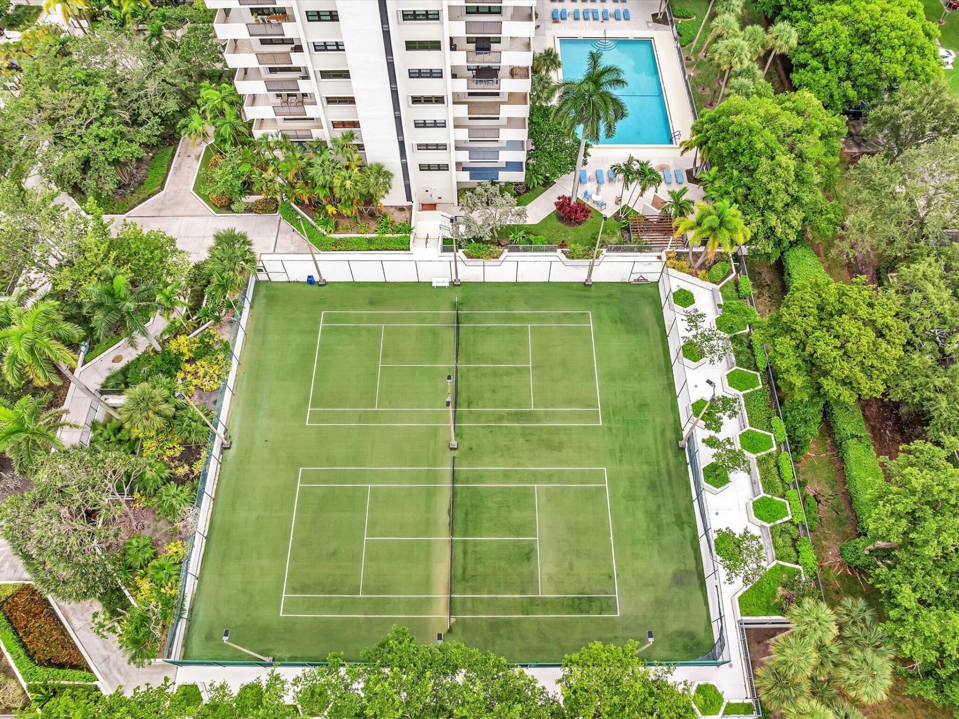 3200 N Port Royale Dr Drive N, Unit 910, Fort Lauderdale, FL 33308 Photo