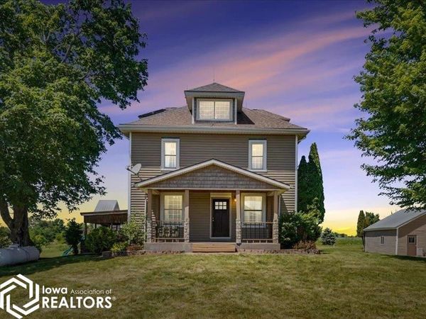 15185 Iowa City Road, Burlington, IA 52601