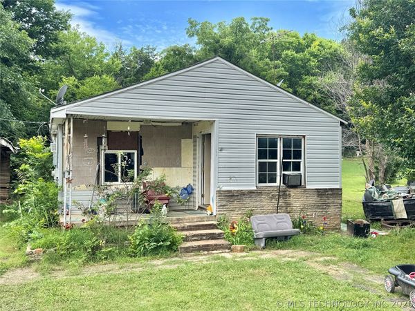 1013 S Mullins Avenue , Hominy, OK 74035