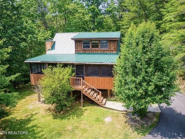 2308 Summer Lane, Sevierville, TN 37876