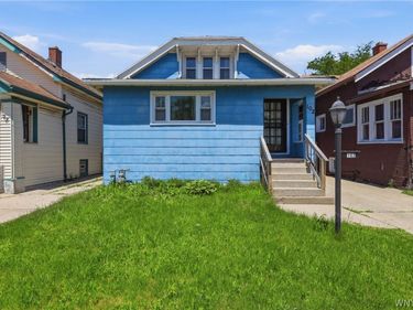 102 Cloverdale Avenue , Buffalo, NY 14215