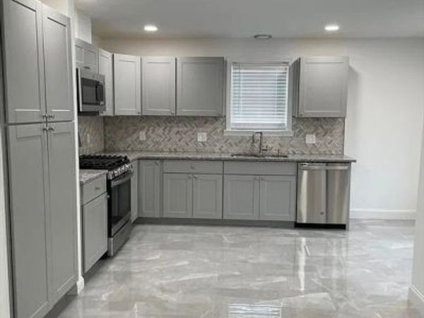 179 Ruskindale Rd, Unit 1, Boston, MA 02136