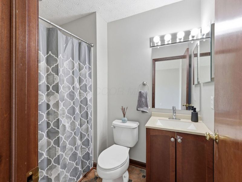 4553 Nickerson Road, Columbus, OH 43228 Photo 15