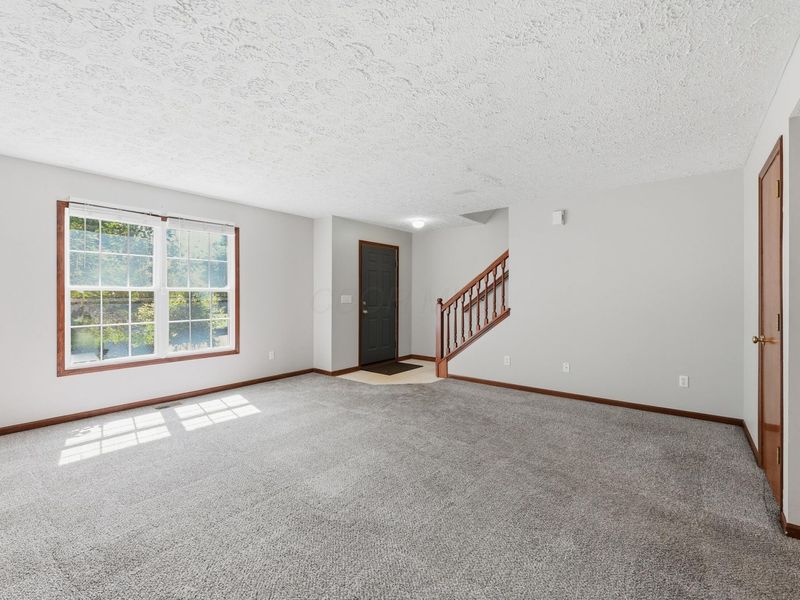 4553 Nickerson Road, Columbus, OH 43228 Photo 4