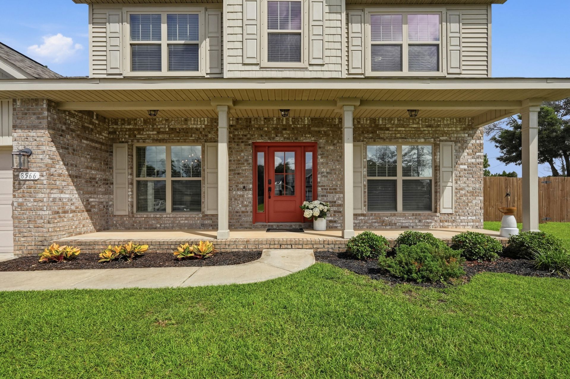 8566 Holley Hills Circle, Navarre, FL 32566 Main Photo