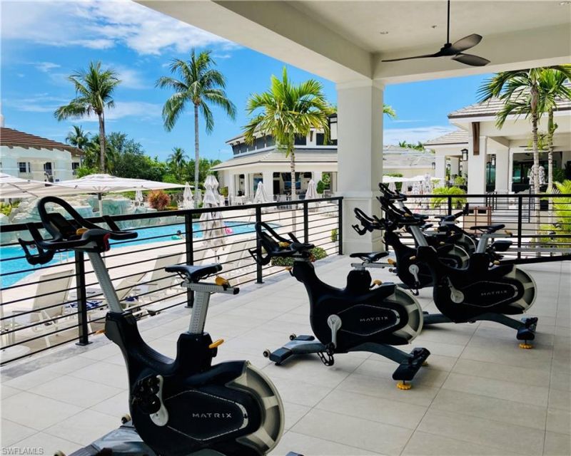 275 Indies Way, Unit 805, Naples, FL 34110 Photo