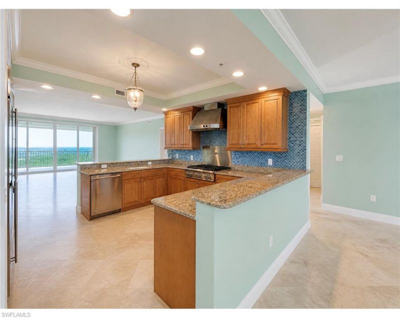 275 Indies Way, Unit 805, Naples, FL 34110 Photo