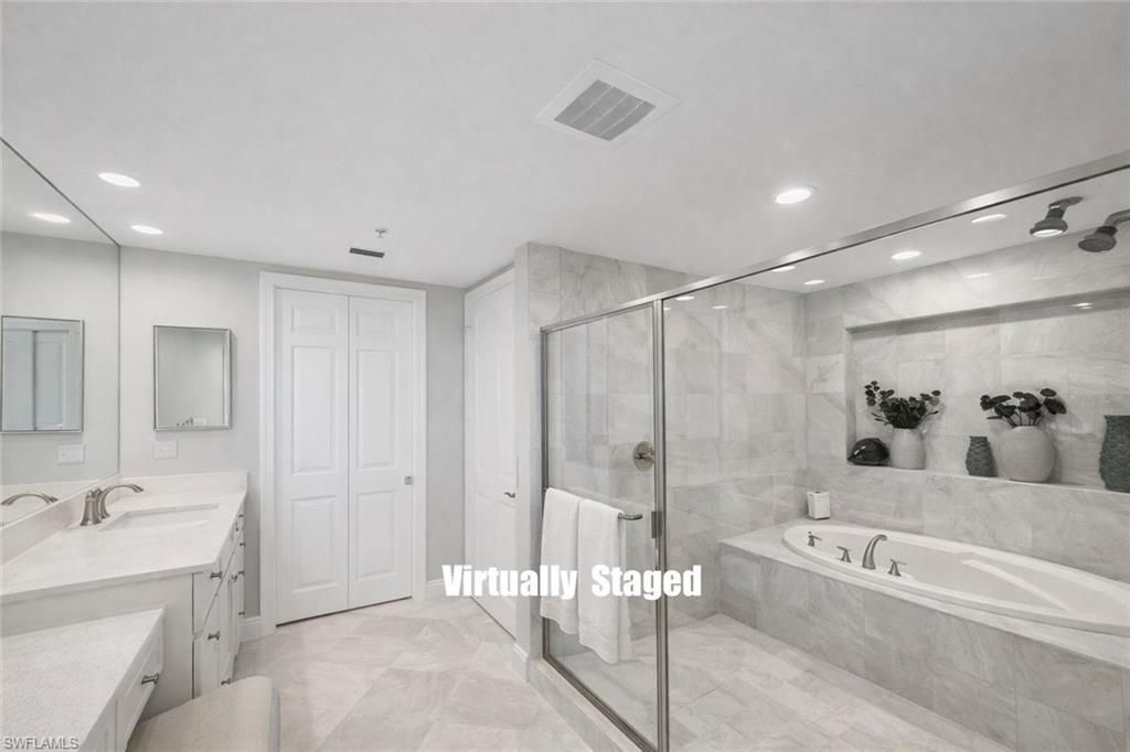 275 Indies Way, Unit 805, Naples, FL 34110 Photo