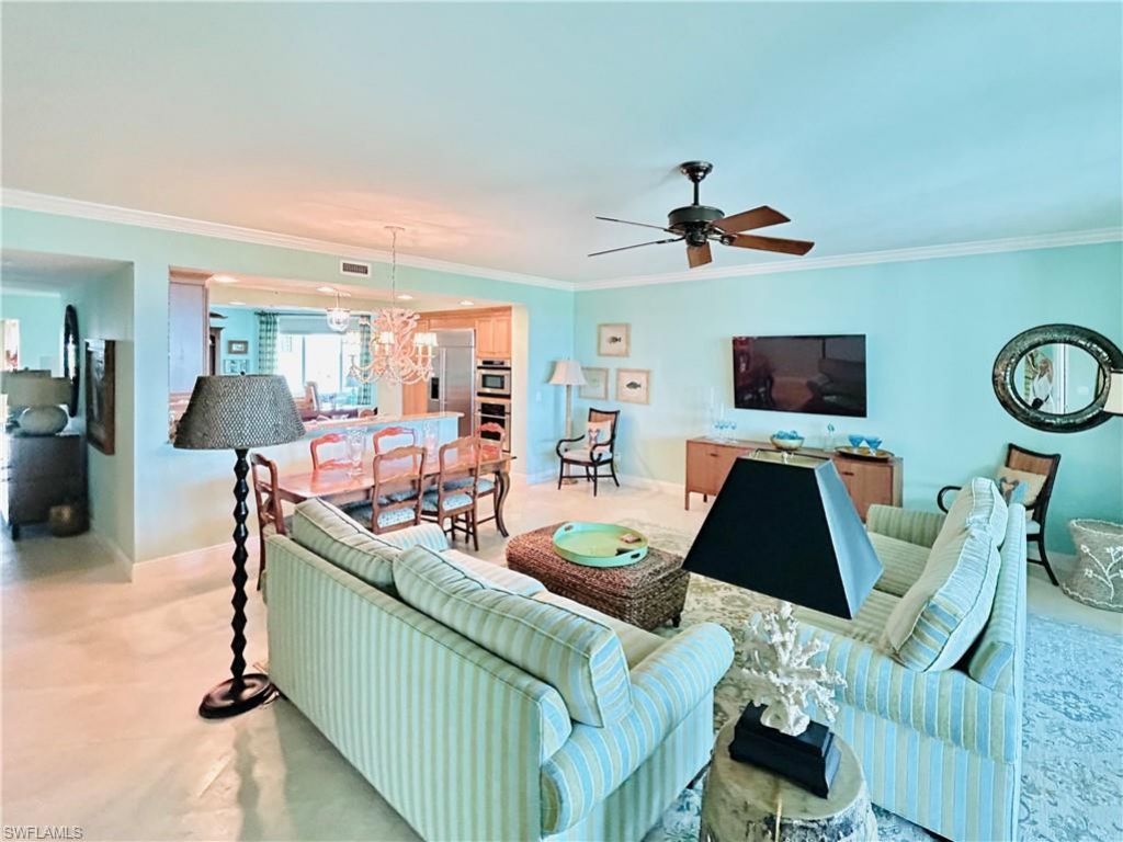 275 Indies Way, Unit 805, Naples, FL 34110 Photo