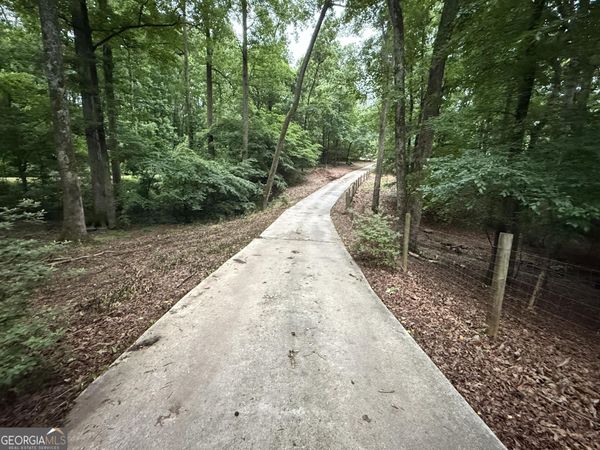 2526 Hancock Road, Social Circle, GA 30025