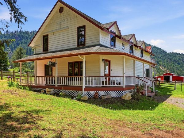 2244 Schmidlekofer Rd, Chewelah, WA 99109