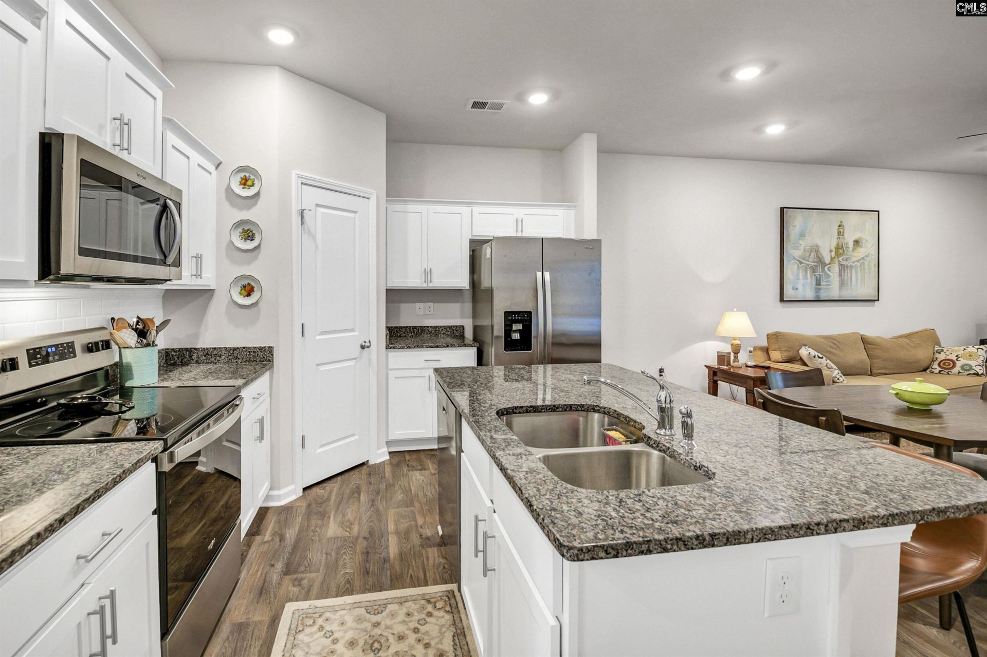28-b Briar Forest Drive  Photo 16