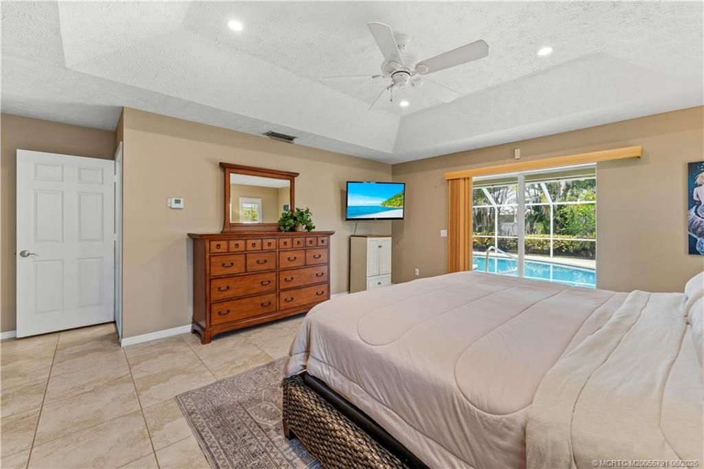 972 SW Hunt Club Circle, Palm City, FL 34990 Photo