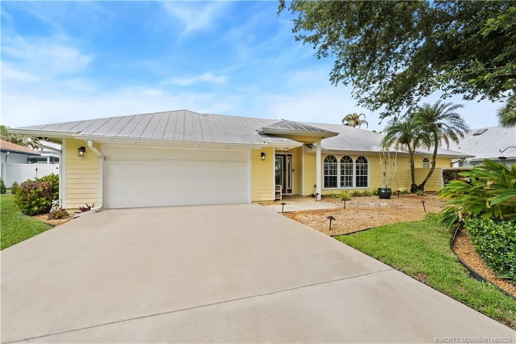 972 SW Hunt Club Circle, Palm City, FL 34990 Photo