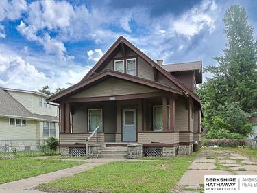 5327 N 27th Street, Omaha, NE 68111