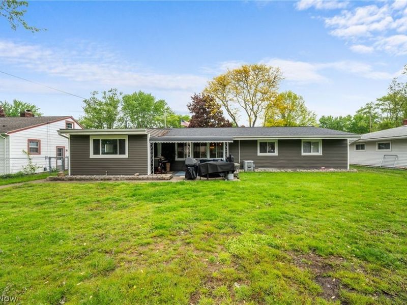 8498 Hallnorth Drive, Mentor, OH 44060 Photo 24