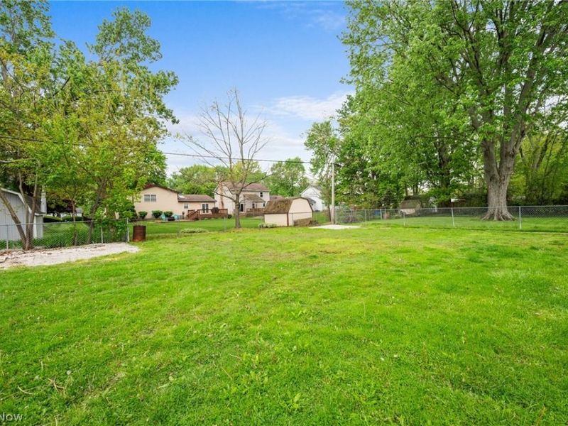 8498 Hallnorth Drive, Mentor, OH 44060 Photo 27