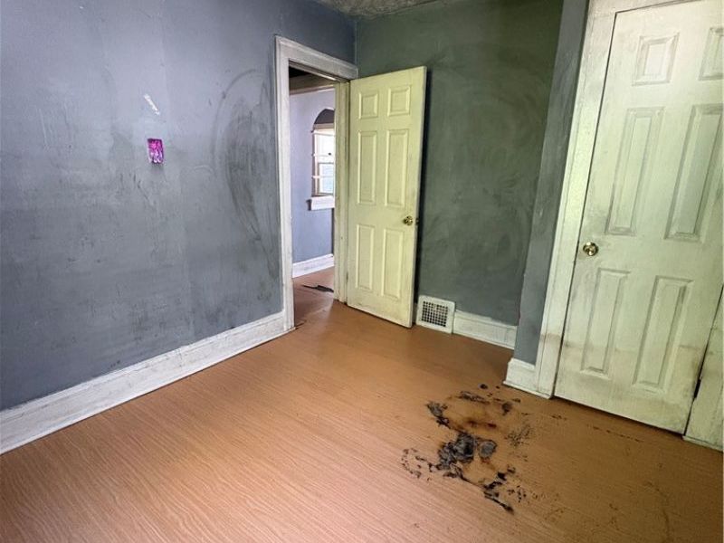 13821 Deise Avenue , Cleveland, OH 44110 Photo 10