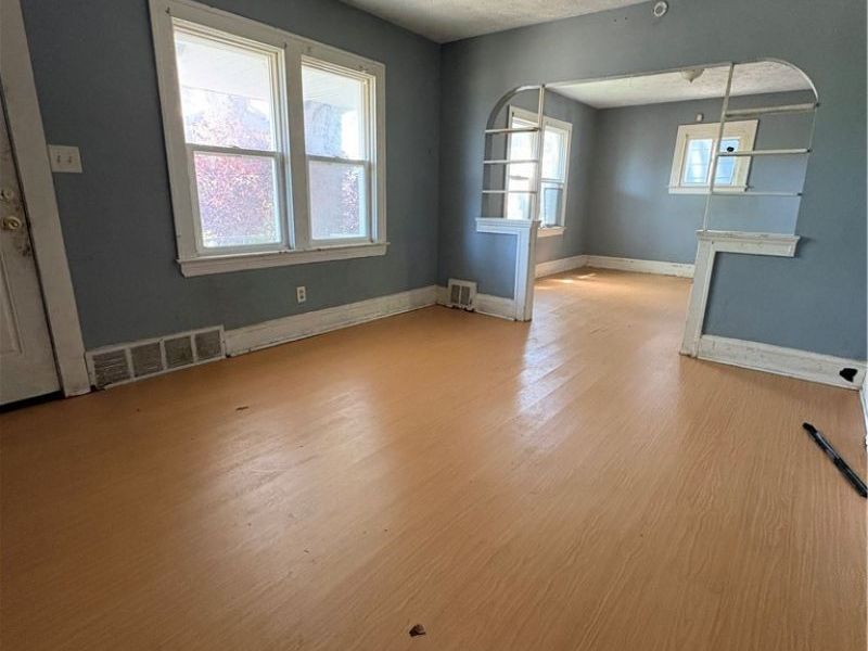 13821 Deise Avenue , Cleveland, OH 44110 Photo 5