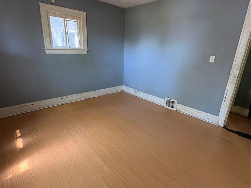 13821 Deise Avenue , Cleveland, OH 44110 Photo 7