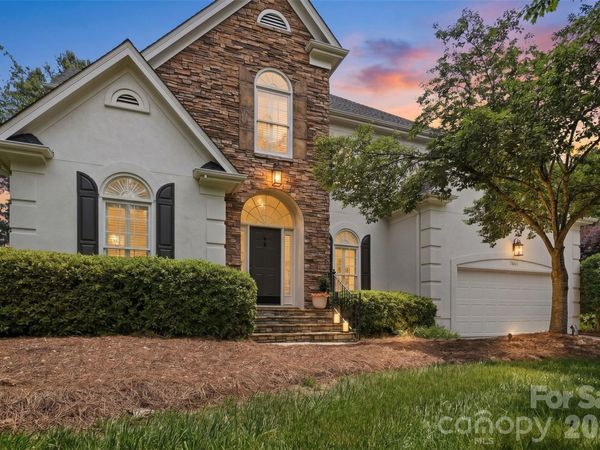 7841 Compton Court, Charlotte, NC 28270