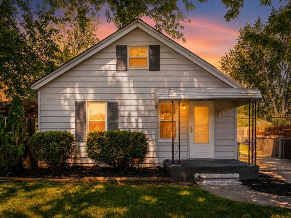 16167 Hauss Avenue, Eastpointe, MI 48021