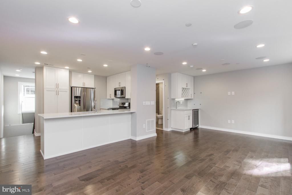 720 S Sartain Street, Unit 1, Philadelphia, PA 19147 Main Photo