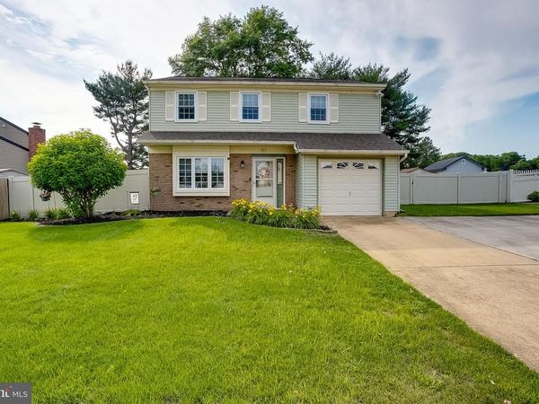81 MASSEY DRIVE, SEWELL, NJ 08080