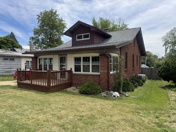 105 W 4th Street , Spring Valley, IL 61362