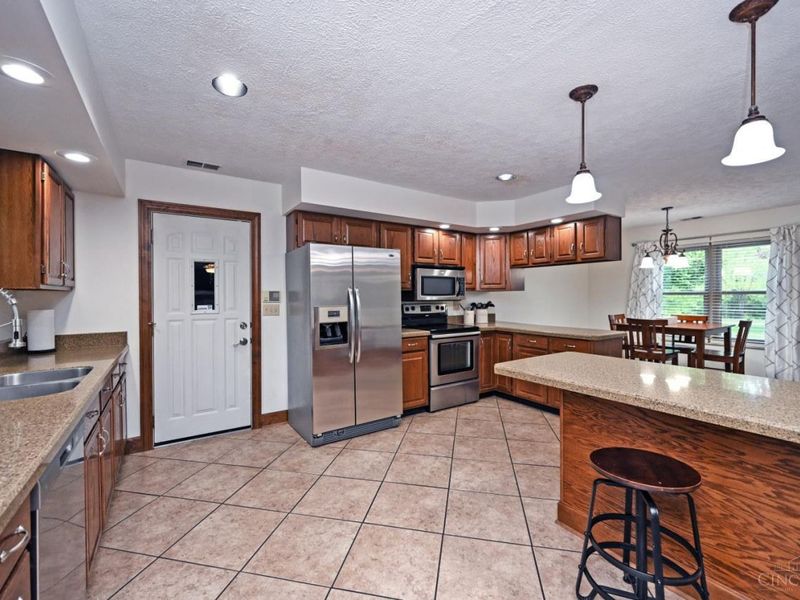 2987 W Pekin Road, Clearcreek Twp., OH 45066 Photo 13