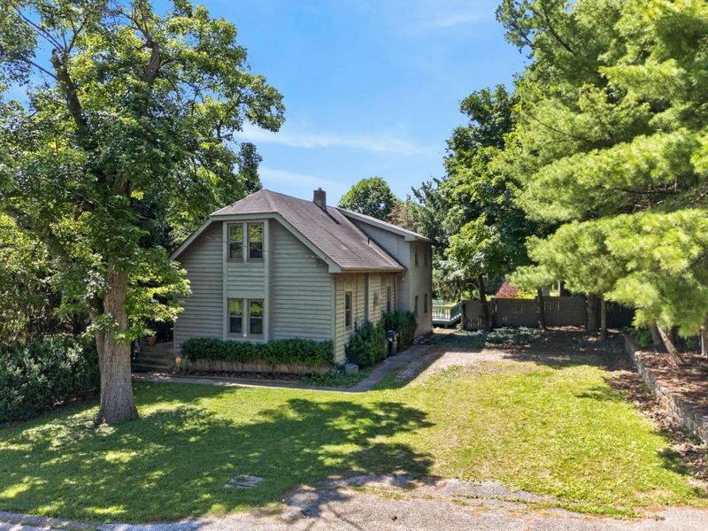 2125 Pinney Lane, Springfield Twp., OH 45231 Photo 1