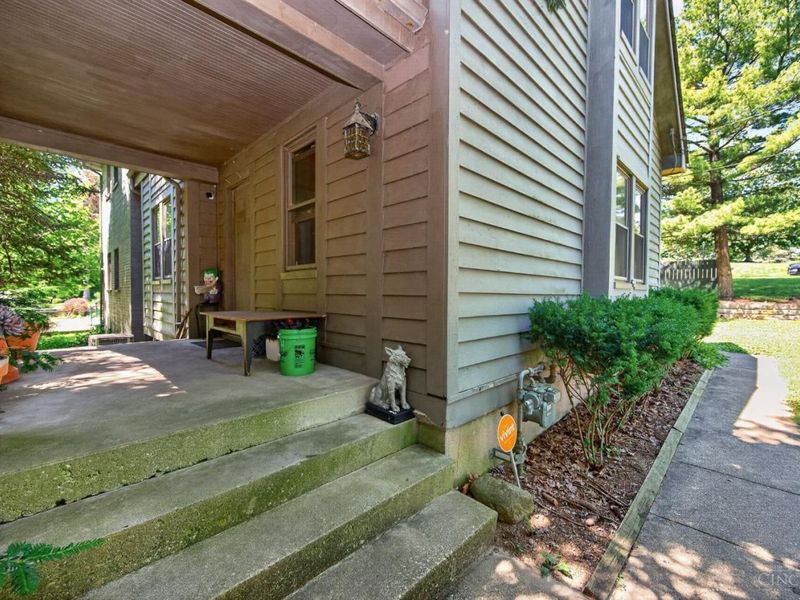 2125 Pinney Lane, Springfield Twp., OH 45231 Photo 4