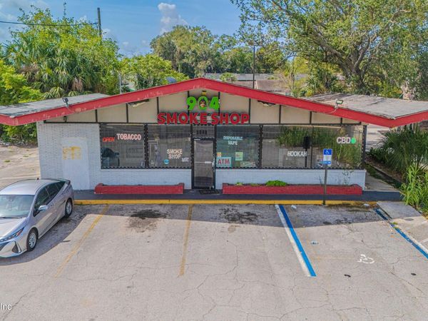 5940 MERRILL Road, Jacksonville, FL 32277