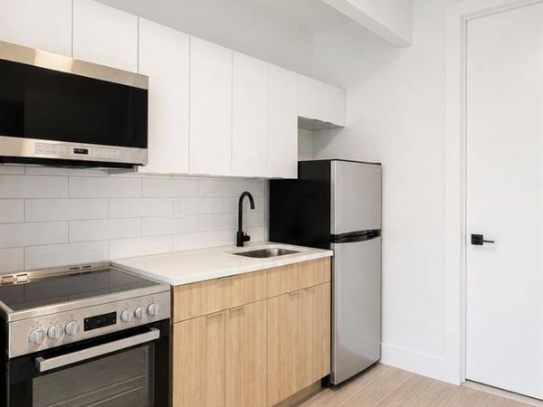 229 Ditmars Street , Bronx, NY 10464