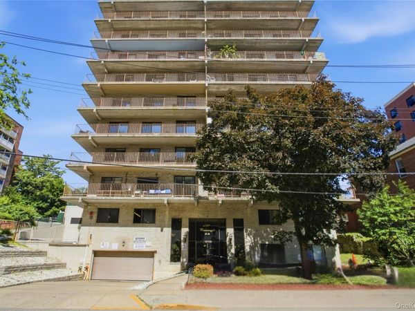 687 Bronx River Road , Unit 6C, Yonkers, NY 10704