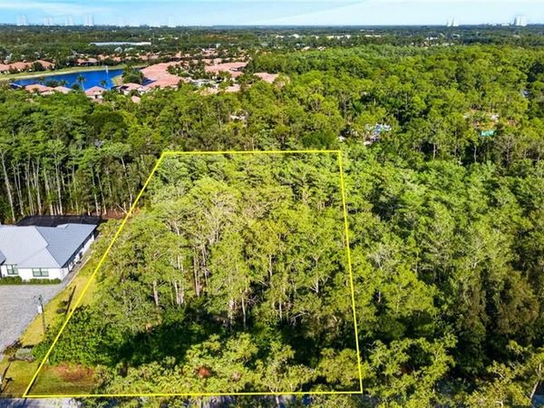 25504 Busy Bee DR , BONITA SPRINGS, FL 34135