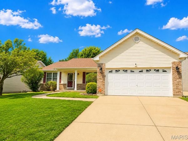 35 Homeplate Court, O'Fallon, MO 63366